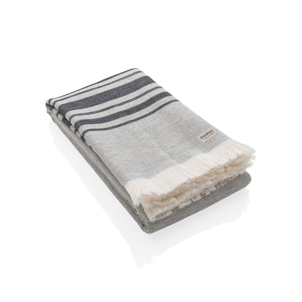 Ręcznik Hammam Ukiyo Yumiko AWARE™ 100x180 cm z haftem - Inne tekstylia z nadrukiem logo | VEBI