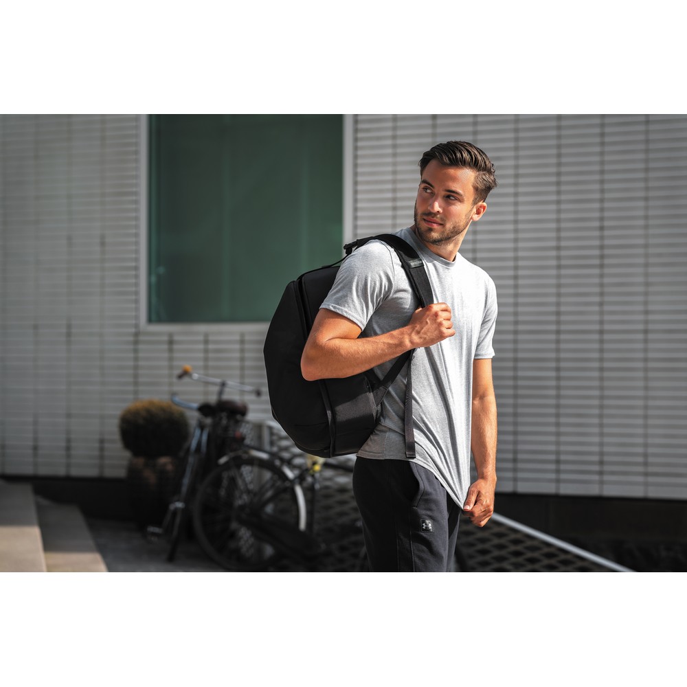 Plecak antykradzieżowy z materiału rPET 16-24L z portem USB - zdjęcie 4