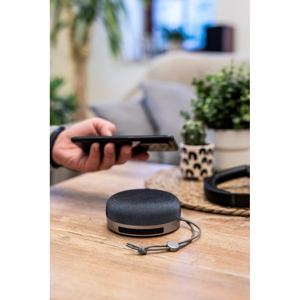 Głośnik bezprzewodowy Jennifer 5W z radiem i Bluetooth - Głośniki z nadrukiem logo | VEBI - zdjęcie 2
