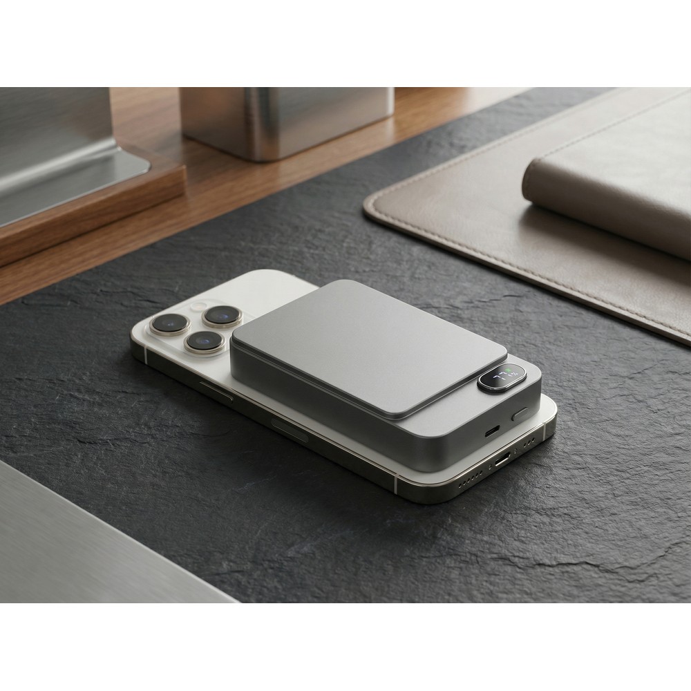 Powerbank Bezprzewodowy BrandCharger 10000 mAh z MagSafe - zdjęcie 2