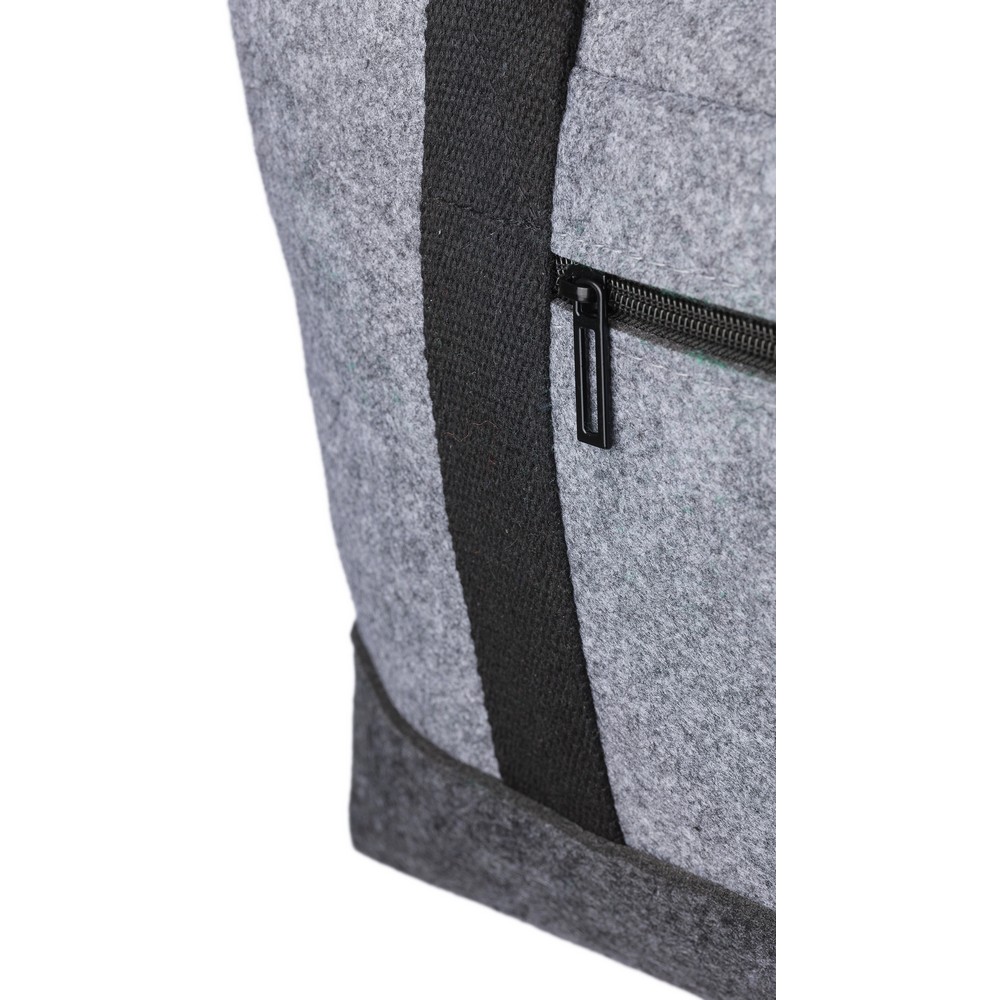 Torba podróżna z filcu RPET 30L – sportowy styl eko - Torby i walizki podróżne z nadrukiem logo | VEBI - zdjęcie 12