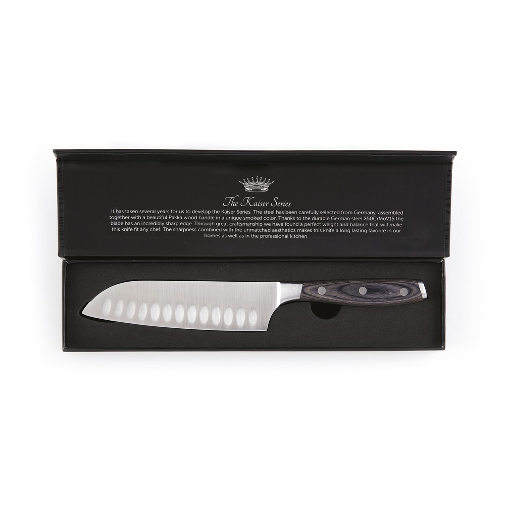 Nóż santoku VINGA Kaiser z drewnianą rękojeścią - 14 cm - Akcesoria kuchenne z nadrukiem logo | VEBI - zdjęcie 9