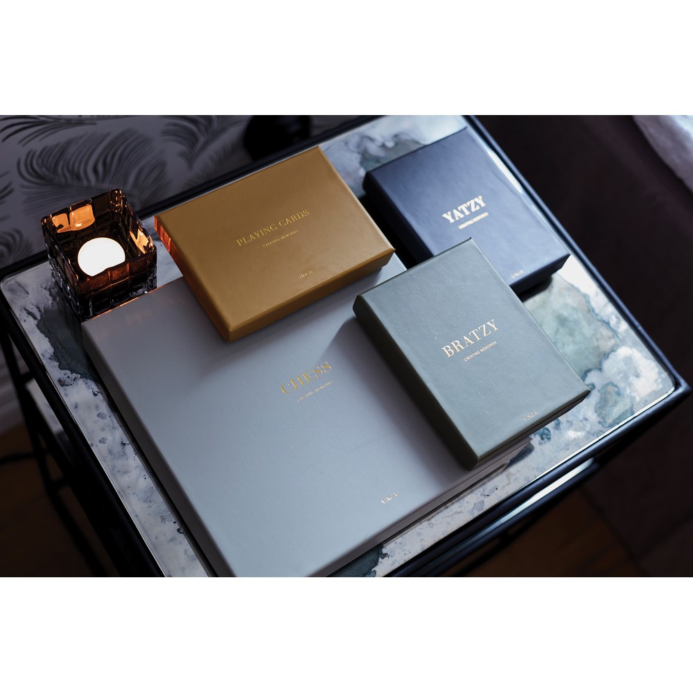 Gra planszowa Bratzy ze złotymi kostkami - firmowy gadżet - zdjęcie 5