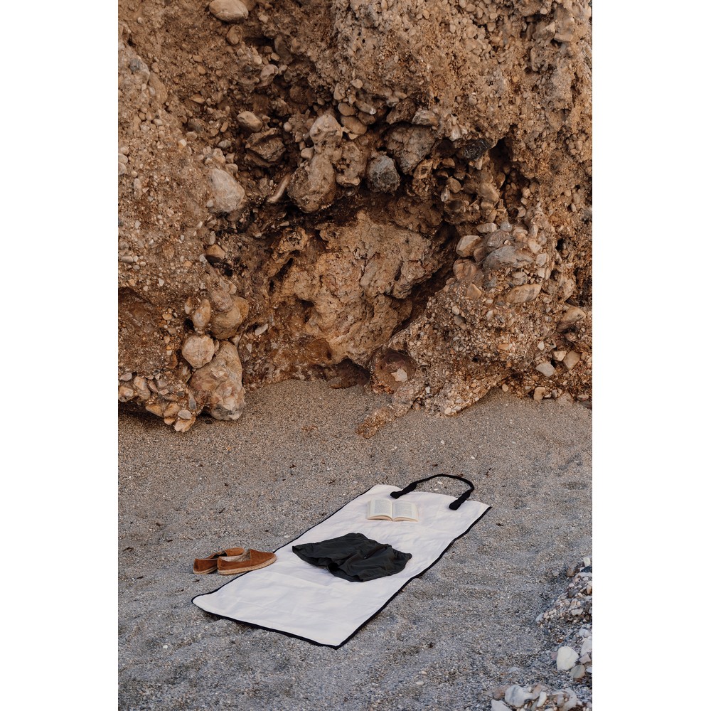 Mata plażowa z recyklingu VINGA Volonne z logo firmy - zdjęcie 5