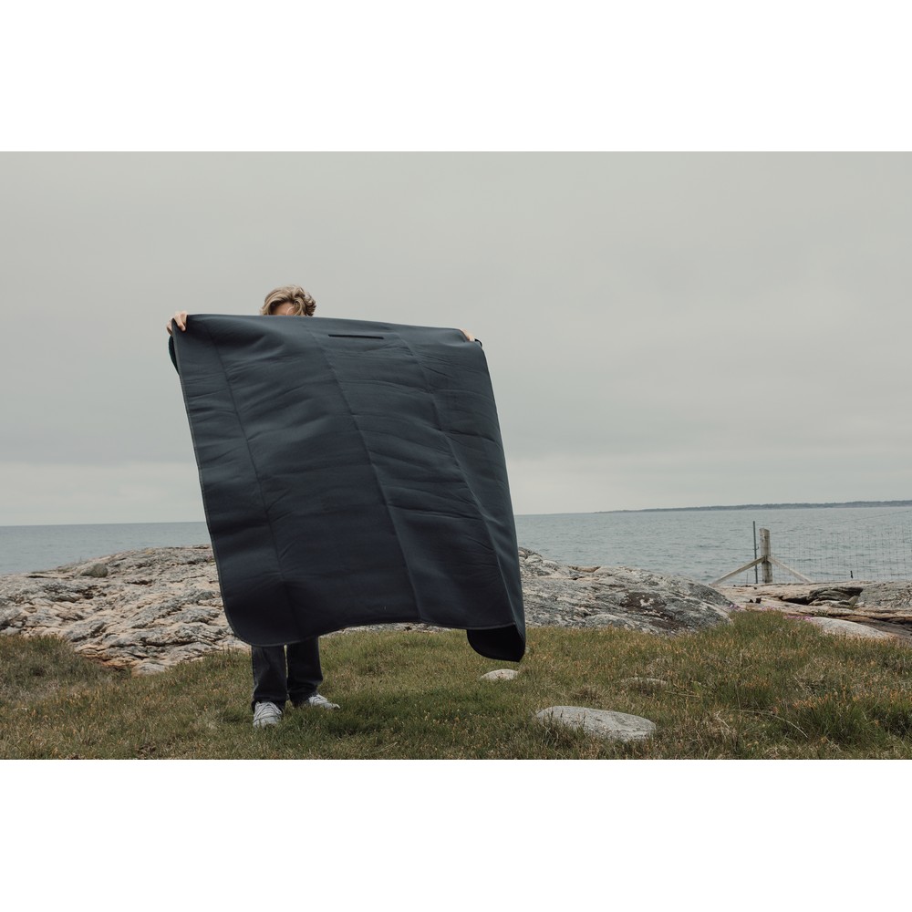 Koc piknikowy z wodoodpornym spodem VINGA Baltimore - zdjęcie 5