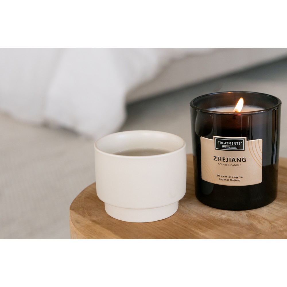 Świeczka zapachowa TREATMENTS 380g - elegancki gadżet reklamowy - zdjęcie 2