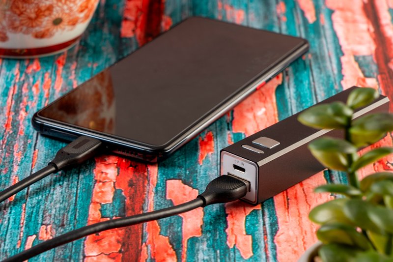 Metalowy Power Bank 2200 mAh - przenośna ładowarka reklamowa - Power banki z nadrukiem logo | VEBI - zdjęcie 31